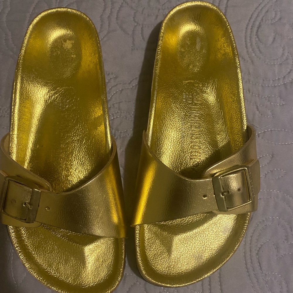 Birkenstock sandals size 39